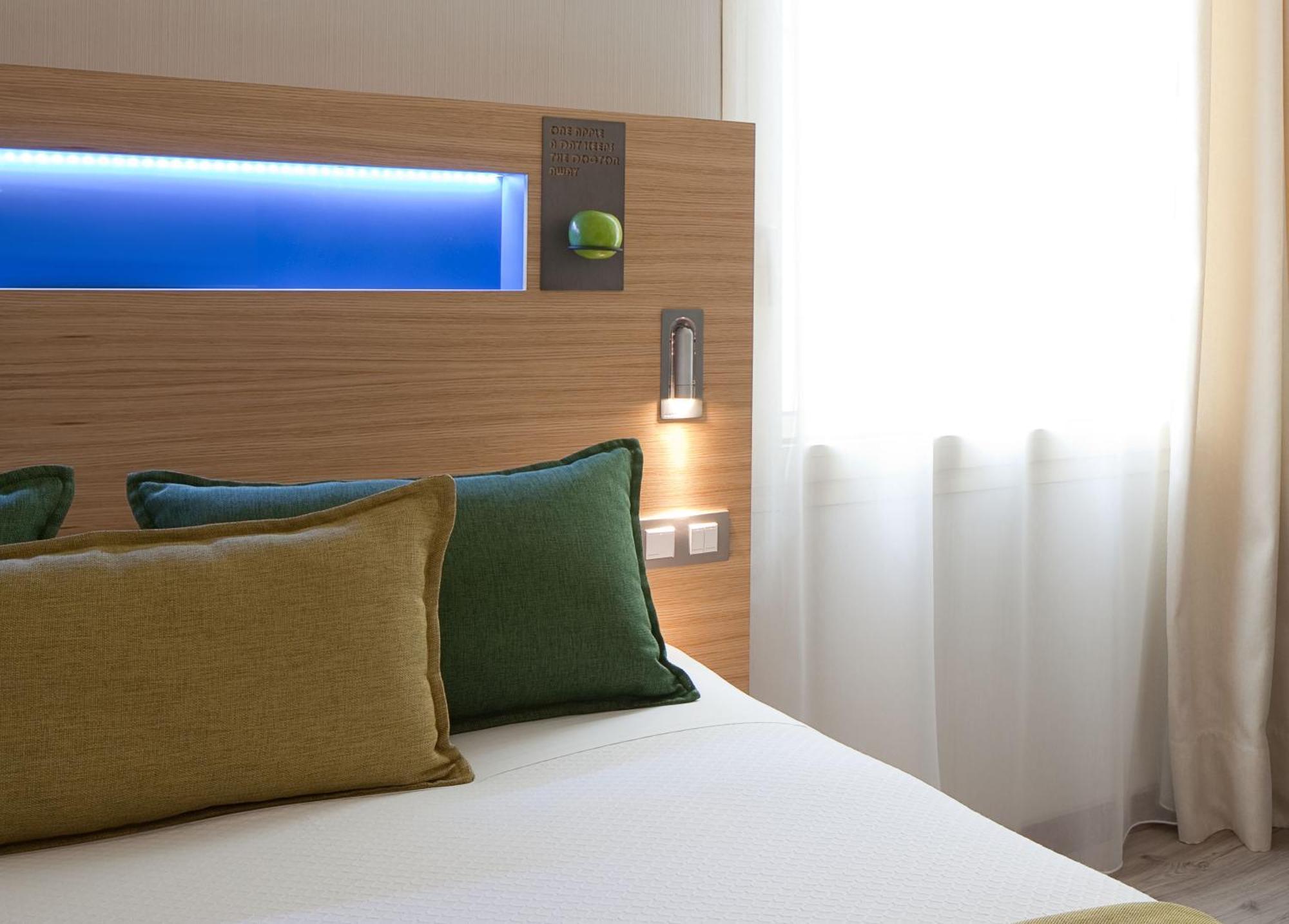 Gallery Hotel 4 Sup Barcelona Room photo